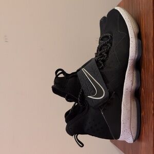 Nike LeBron 14 EP Black Ice Sz 13
